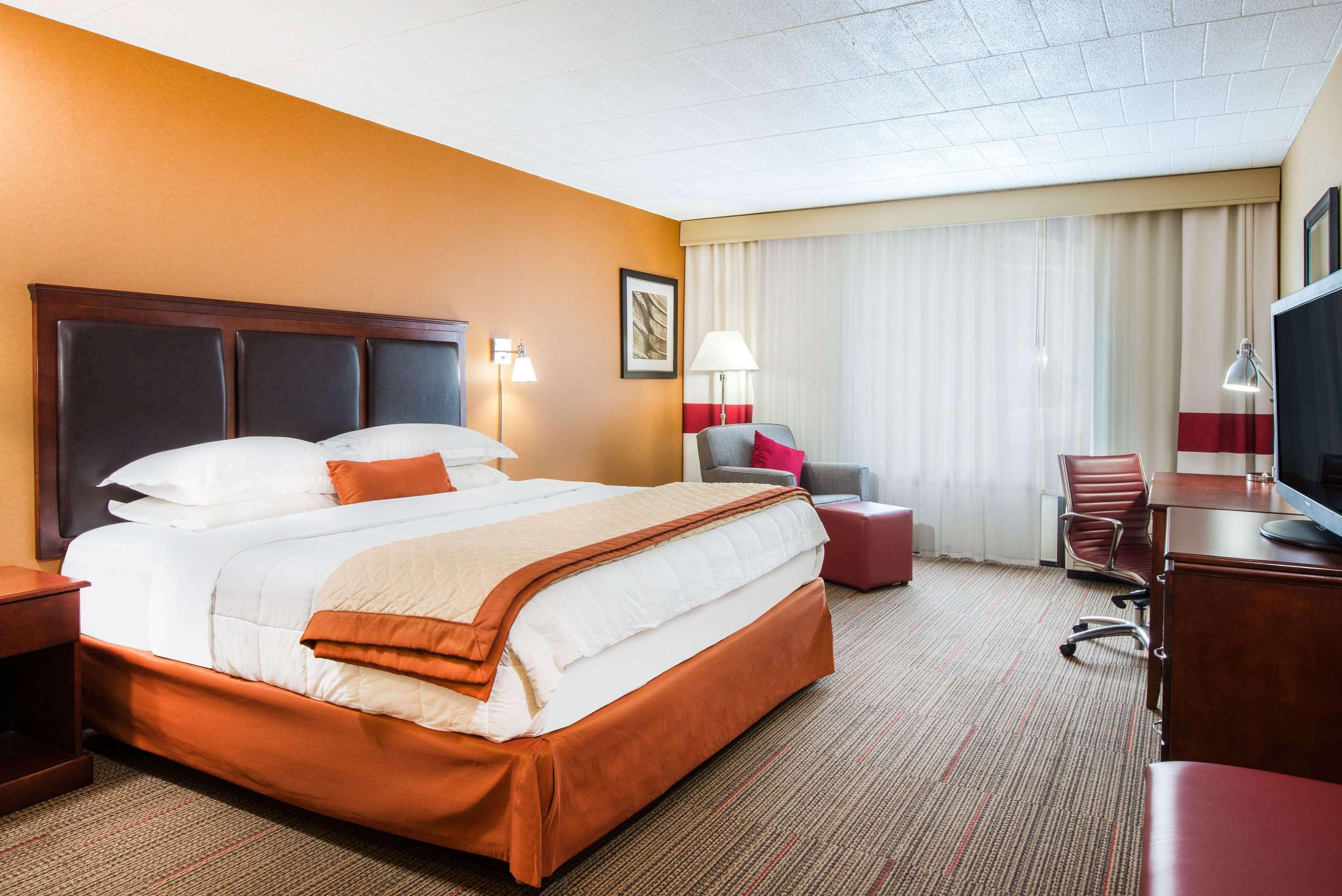 Wyndham Garden Inn Pittsburgh Airport Робинсон-Тауншип Экстерьер фото