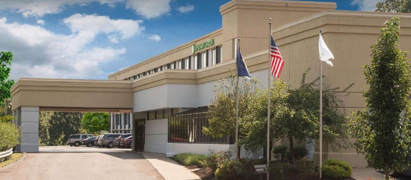 Wyndham Garden Inn Pittsburgh Airport Робинсон-Тауншип Экстерьер фото