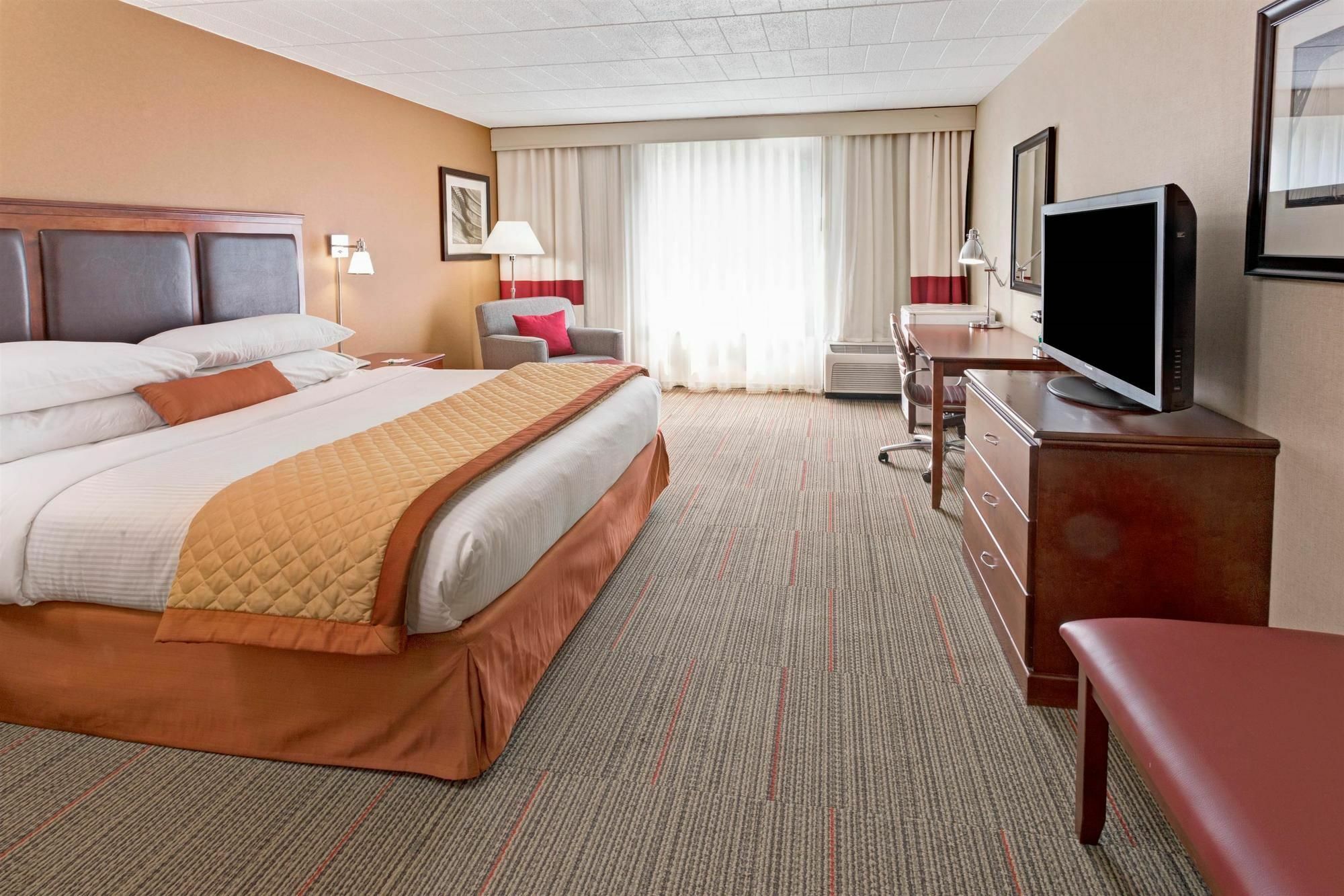Wyndham Garden Inn Pittsburgh Airport Робинсон-Тауншип Экстерьер фото
